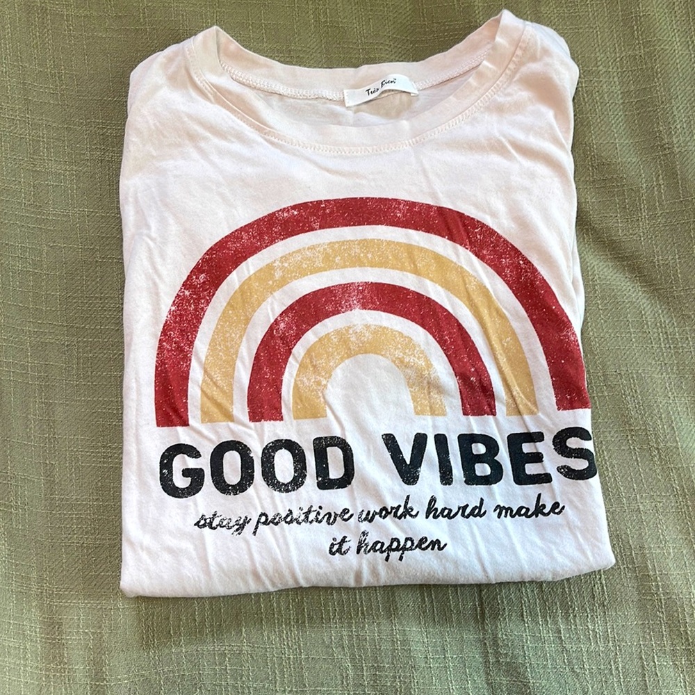 Good Vibes Graphic Tee - Size L